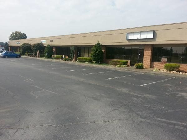 201 Perimeter Park Rd, Knoxville, TN 37922